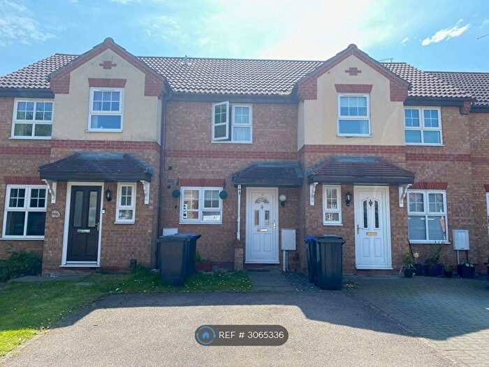 2 Bedroom Terraced House To Rent In Muncaster Gardens, Northampton, NN4