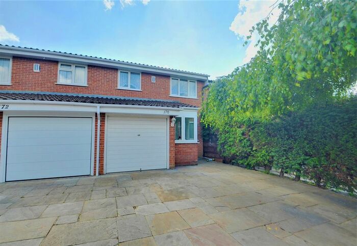 3 Bedroom Terraced House To Rent In Aylsham Drive, Ickenham, UB10