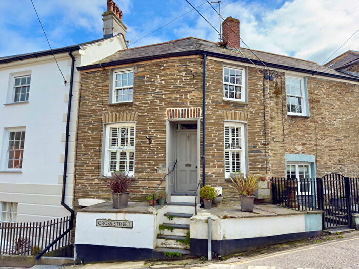 2 Bedroom Terraced House For Sale In Padstow, PL28