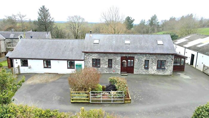 4 Bedroom Equestrian Property For Sale In Llanrhystud, SY23