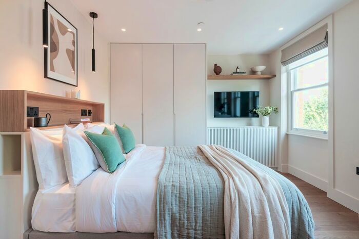 Studio To Rent In Philbeach Gardens, London, SW5