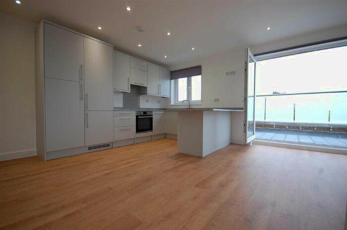 1 Bedroom Flat To Rent In High Street, Ruislip, Middlesex, HA4