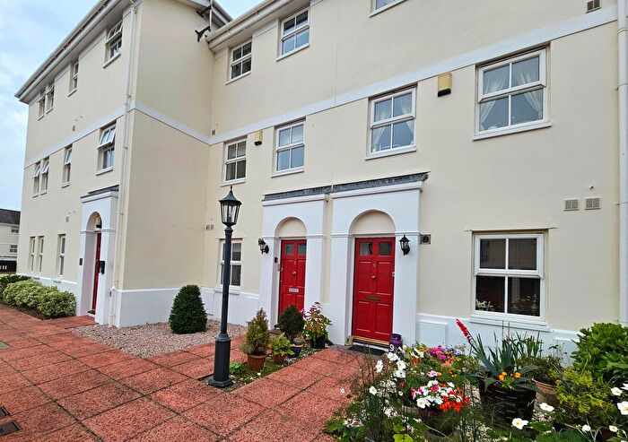 3 Bedroom Town House To Rent In Highcliffe Mews, Paignton, TQ4