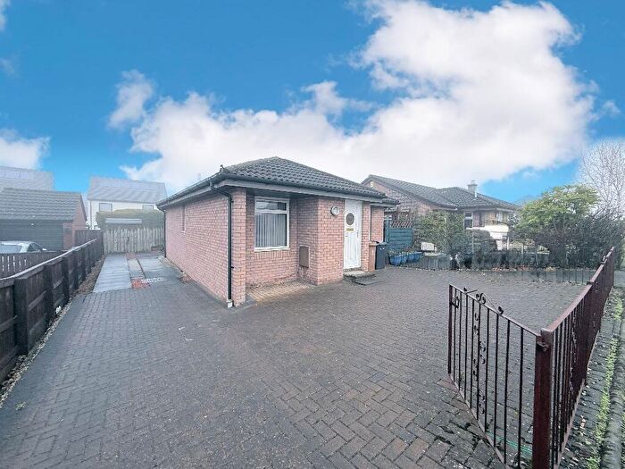 2 Bedroom Detached Bungalow For Sale In Dovehill, Alloa, Clackmannanshire, FK10