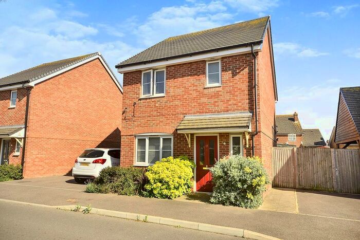 3 Bedroom Detached House To Rent In Hyton Drive, Deal, Kent, CT14