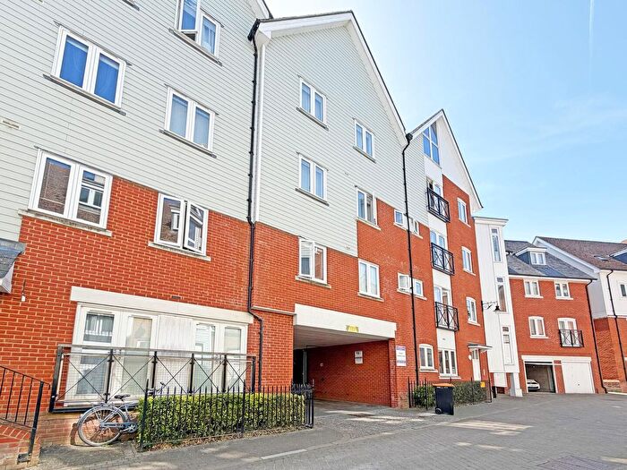 2 Bedroom Flat For Sale In Back Lane, Canterbury, CT1