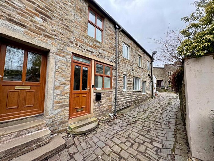 2 Bedroom Terraced House To Rent In Springhill Cottages, Rossendale, Lancashire, BB4