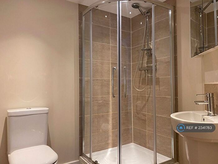 1 Bedroom Flat To Rent In Richmond Court, Bournemouth, BH8