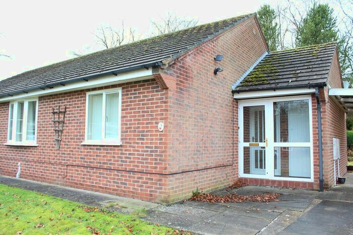 2 Bedroom Semi-Detached Bungalow For Sale In Holly Bank Close, Oakerthorpe, Derbyshire., DE55