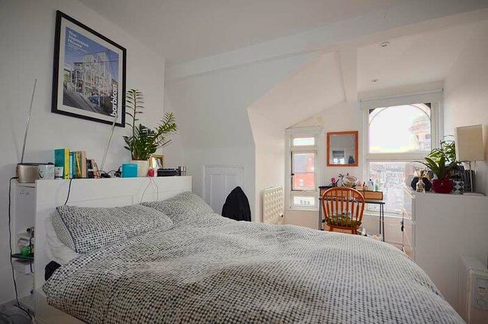 1 Bedroom Property To Rent In Tottenham Lane, London, N8