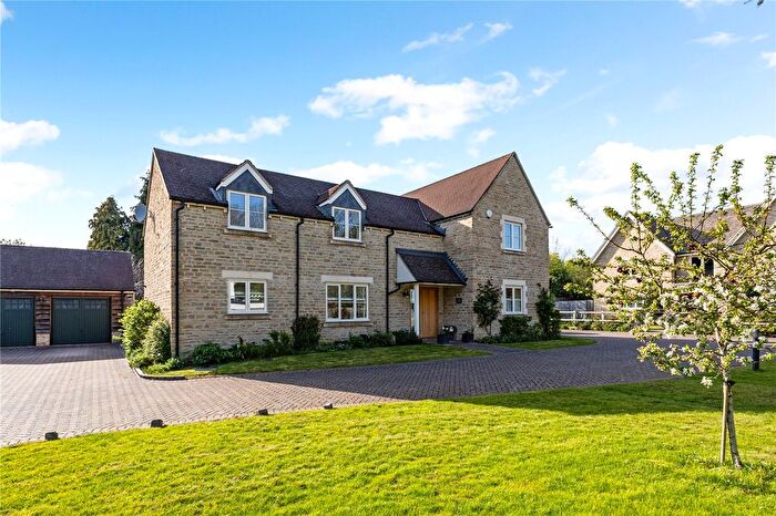 4 Bedroom Detached House For Sale In Wrights Lane, Eynsham, Witney, Oxfordshire, OX29