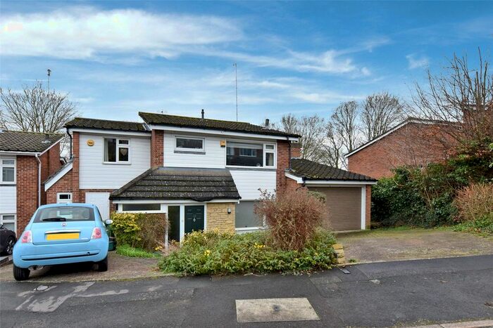 4 Bedroom Detached House To Rent In Quoitings Drive, Marlow, Buckinghamshire, SL7