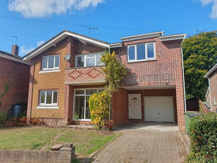 4 Bedroom Detached House To Rent In Kingsway Gardens, Hiltingbury, SO53