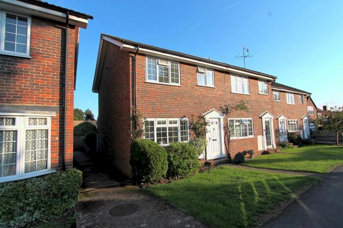 3 Bedroom Terraced House To Rent In Church Road, Milford, Godalming, GU8