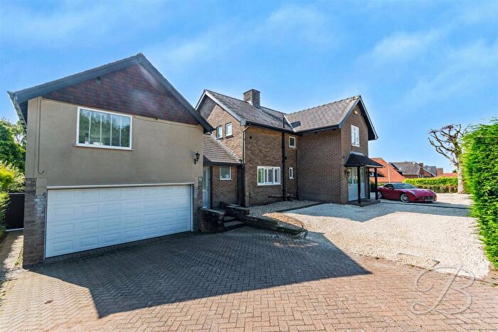 5 Bedroom Detached House For Sale In Lichfield Lane, Mansfield, NG18