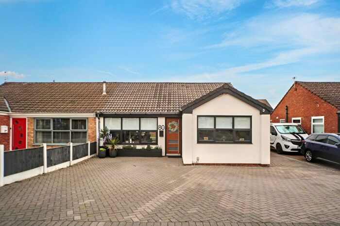 2 Bedroom Semi-Detached Bungalow For Sale In Carr Lane, Wigan, WN3