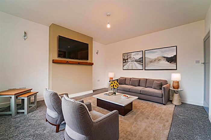 2 Bedroom Semi-Detached Bungalow For Sale In Hill Crest Avenue, Burnley, BB10