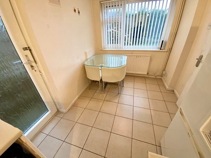 3 Bedroom Detached Bungalow For Sale In Heol Dal Y Coppa, Llansamlet, Swansea, City And County Of Swansea., SA7
