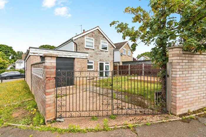 3 Bedroom Detached House For Sale In Links Way, Thurlton, Norwich, Norfolk, NR14