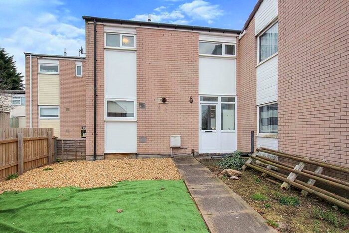 3 Bedroom End Of Terrace House To Rent In Waltondale, Telford, TF7