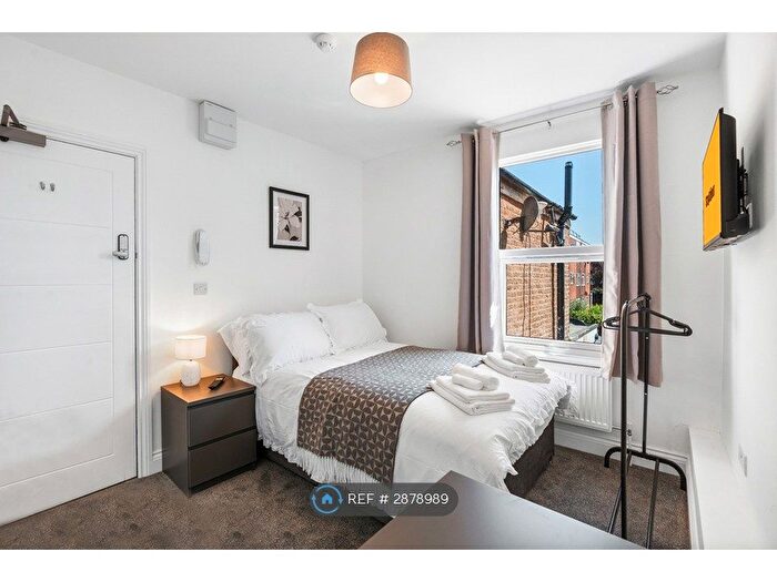 6 Bedroom Terraced House To Rent In Archibald Rd, Worthing, BN11