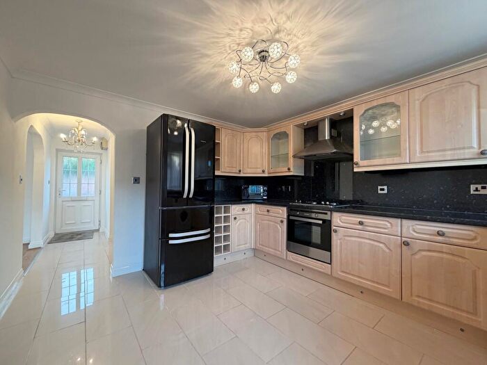 3 Bedroom House To Rent In Main Street, Overseal, DE12