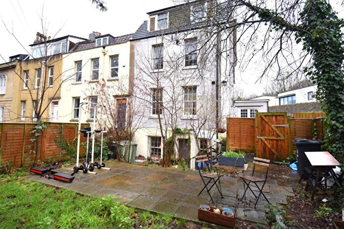 1 Bedroom Flat For Sale In Ashley Hill, Montpelier, BS6