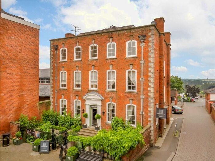 5 Bedroom Town House For Sale In Castle Street, Ludlow, Shropshire, SY8