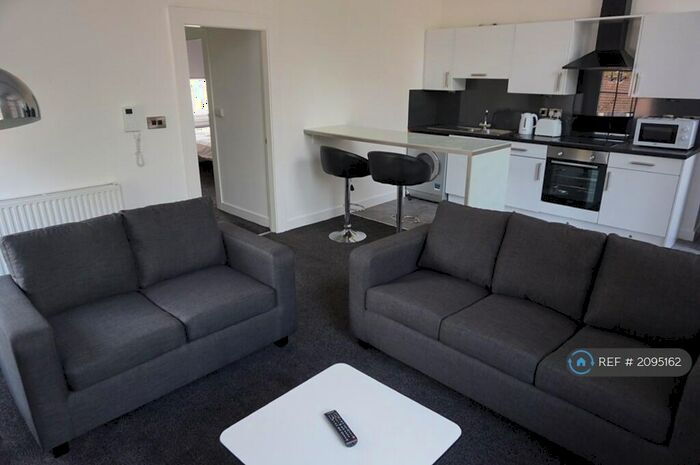 2 Bedroom Flat To Rent In Encombe Place, Salford, M3