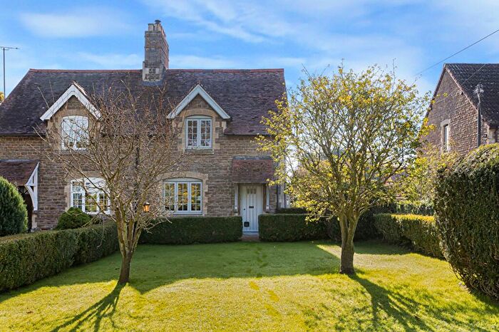 3 Bedroom Semi-Detached House For Sale In Wadley Cottages, Faringdon, Oxfordshire, SN7