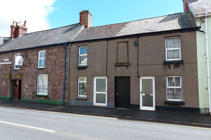 2 Bedroom Property To Rent In Orchard Street, Brecon, LD3