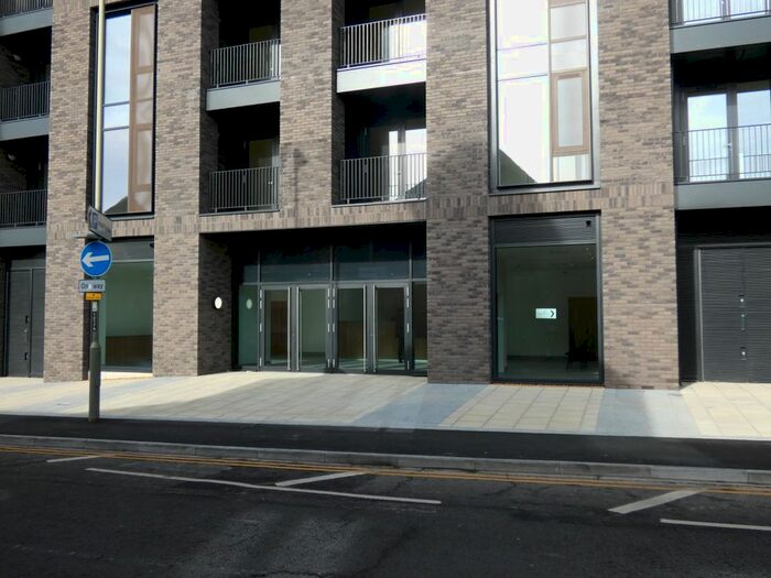 1 Bedroom Flat To Rent In Harrington Place, Heathside Crescent, Woking, Surrey GU227Bl GU22