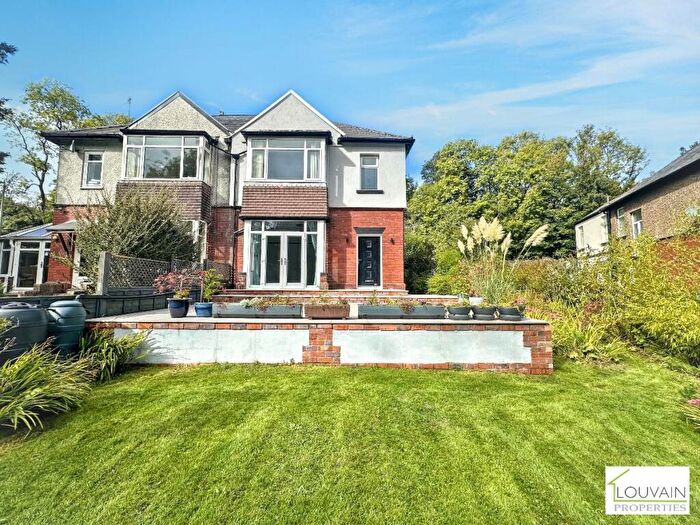 4 Bedroom Detached House For Sale In The Crescent, Ebbw Vale, NP23