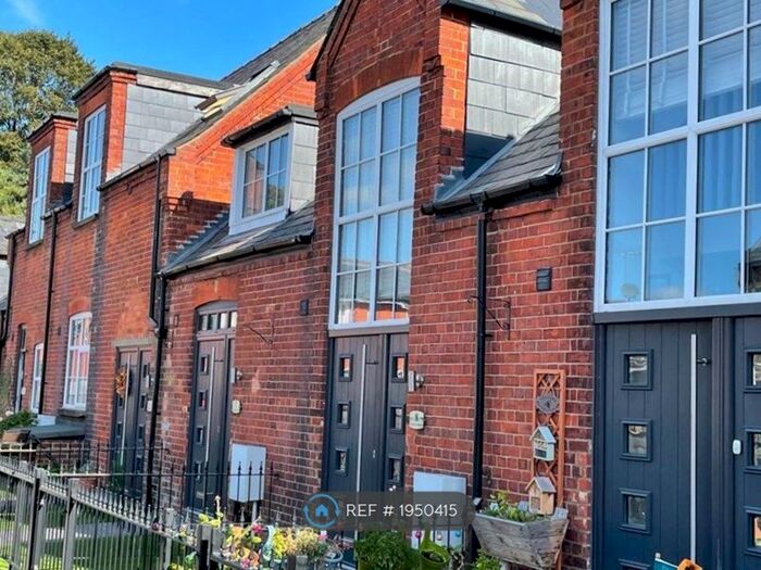 1 Bedroom Terraced House To Rent In Charlie Mews, Farnborough, GU14