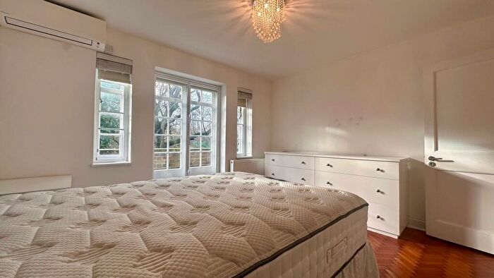 2 Bedroom Apartment To Rent In Lyttelton Road, London, N2