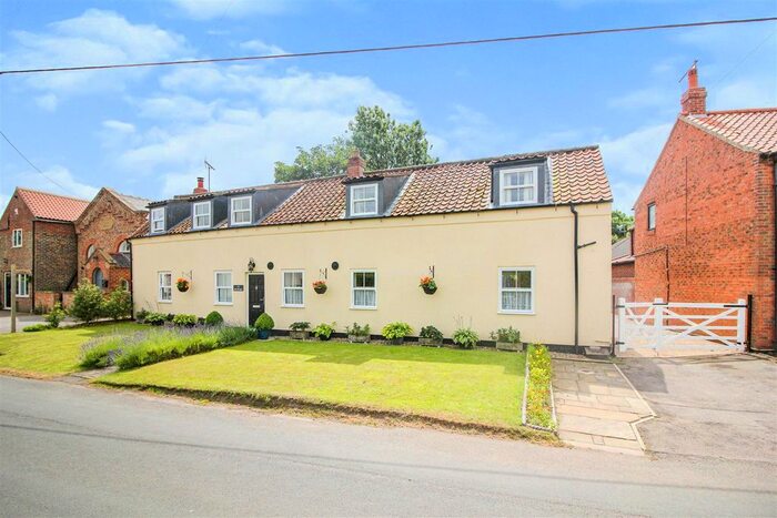 3 Bedroom Detached House For Sale In Orchard Lane, Hutton, Driffield, YO25