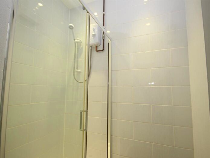 Studio To Rent In Bloxhall Road, Leyton, E10
