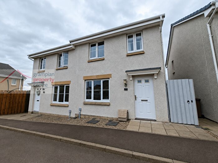 3 Bedroom Semi-Detached House For Sale In Sandstone Place, Elgin, IV30