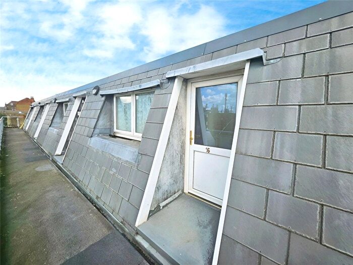 1 Bedroom Flat To Rent In High Street, Sheerness, Kent, ME12