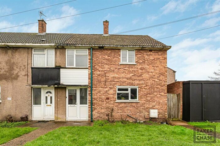 3 Bedroom End Of Terrace House For Sale In Glenville Avenue, Enfield, EN2