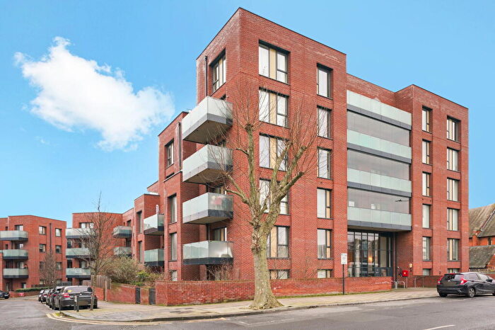 2 Bedroom Flat For Sale In Allegro House, Knatchbull Rd, NW10