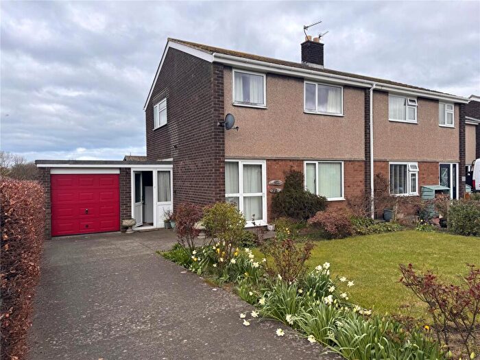 3 Bedroom Semi Detached House For Sale In Osborne Gardens, Seahouses, Northumberland, NE68