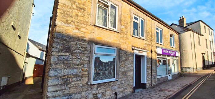 5 Bedroom Detached House For Sale In George Street, Axminster, EX13