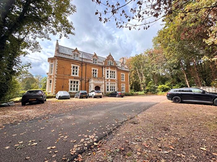 1 Bedroom Flat For Sale In Hall Drive, Burton Lazars, LE14