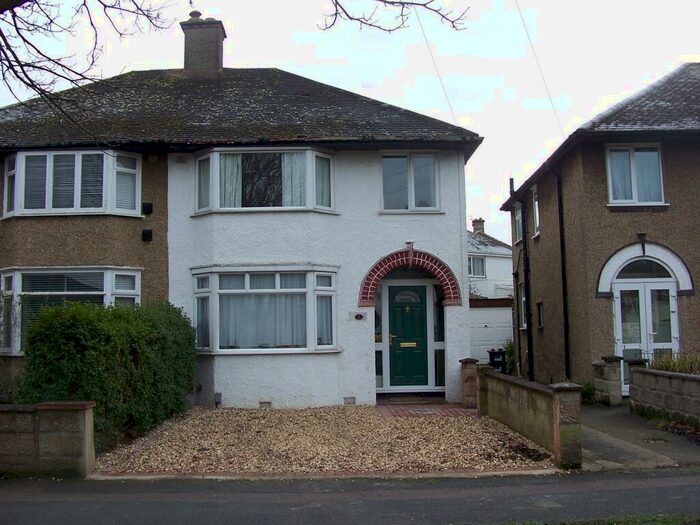 3 Bedroom Semi-Detached House To Rent In Marsh Lane, Headington, Oxford, OX3