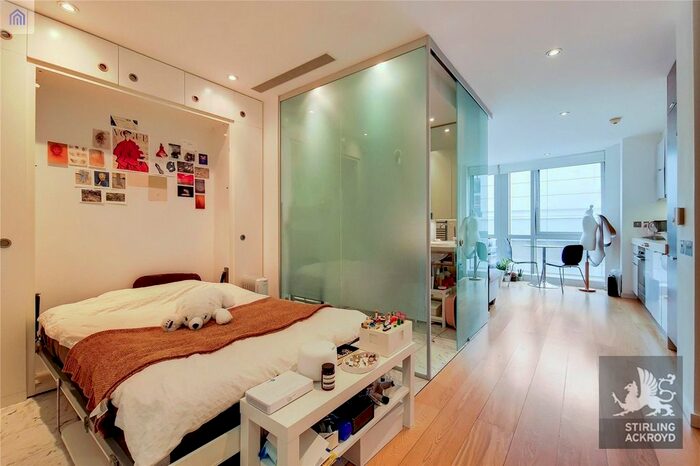 Studio To Rent In Ontario Tower, Fairmont Avenue, London, E14