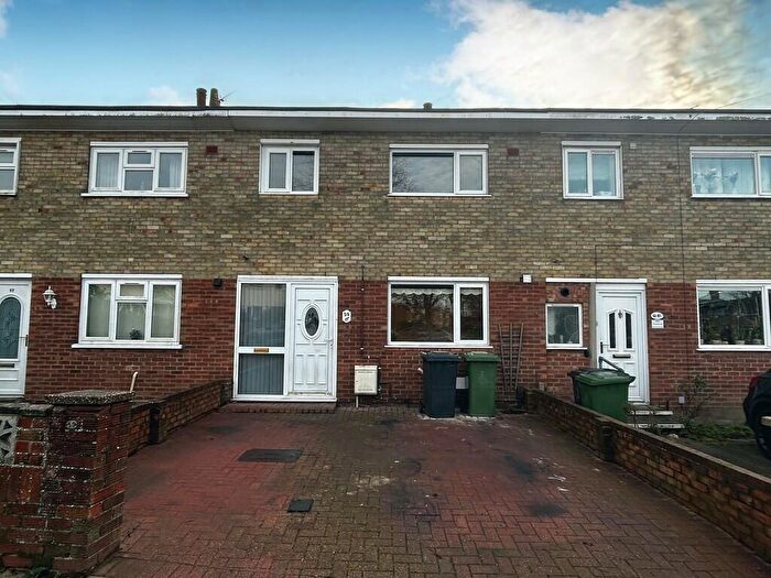 2 Bedroom Terraced House To Rent In Oxford Avenue, Gorleston, NR31
