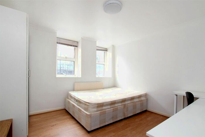 3 Bedroom Flat To Rent In Fordham Street, Whitechapel, London, E1