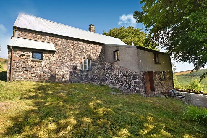 2 Bedroom Cottage For Sale In Okehampton, EX20