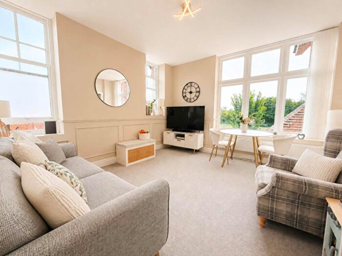 2 Bedroom Flat For Sale In Denton Road, Eastbourne, BN20